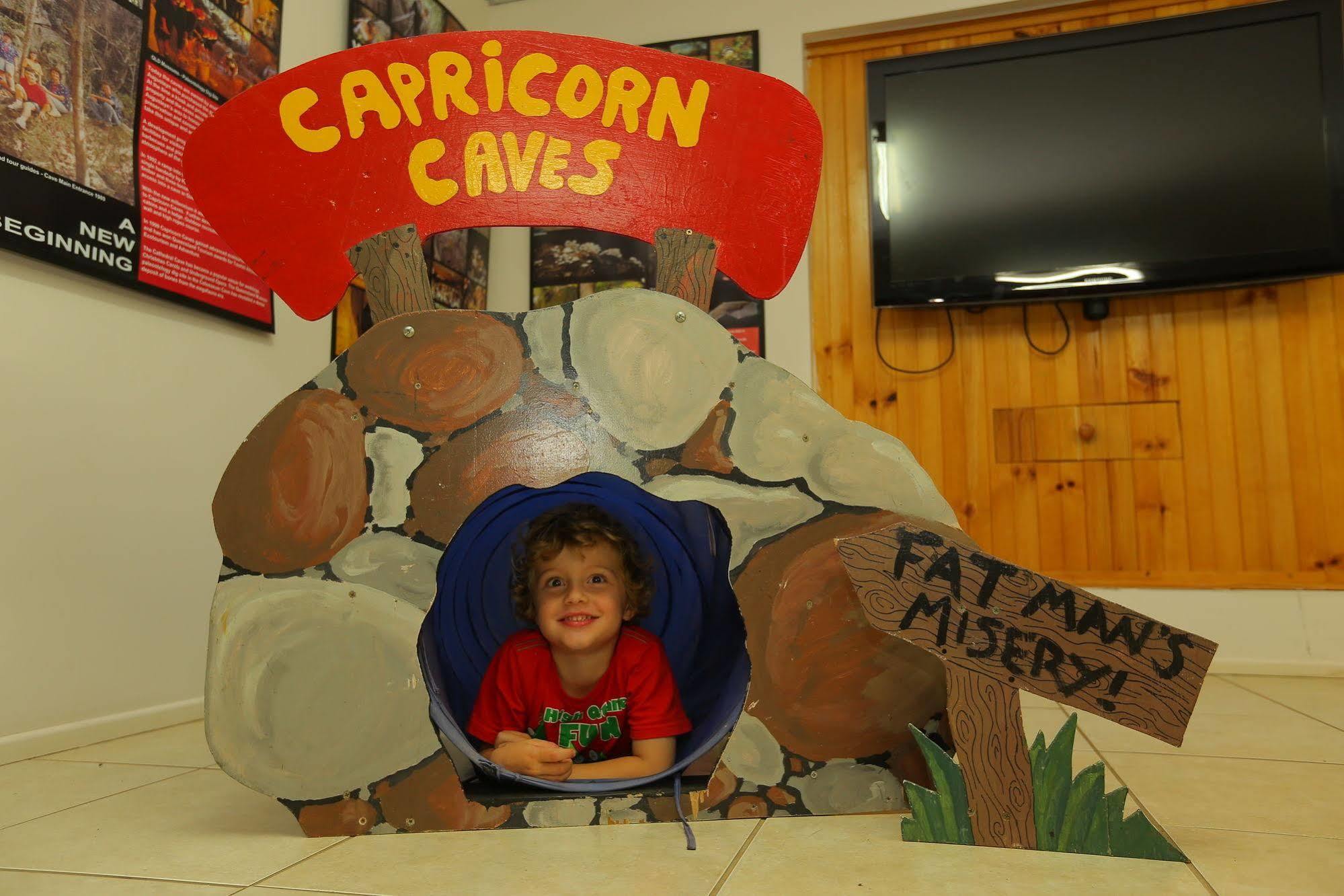 Capricorn Caves Hotel Rockhampton Exterior photo